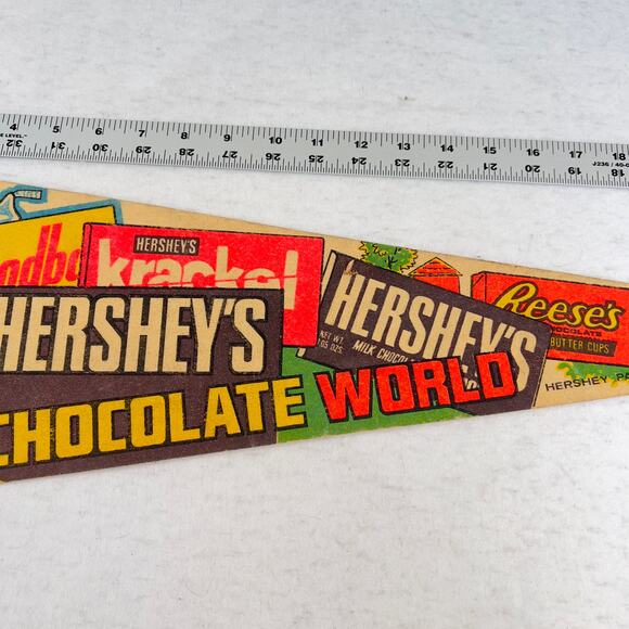Hershey's Chocolate World PA VINTAGE Felt Pennant Medium ~ 25" L Reese's Krackel - Picture 3 of 6